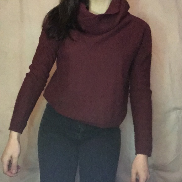 Cropped tunic neck top - Picture 2 of 5